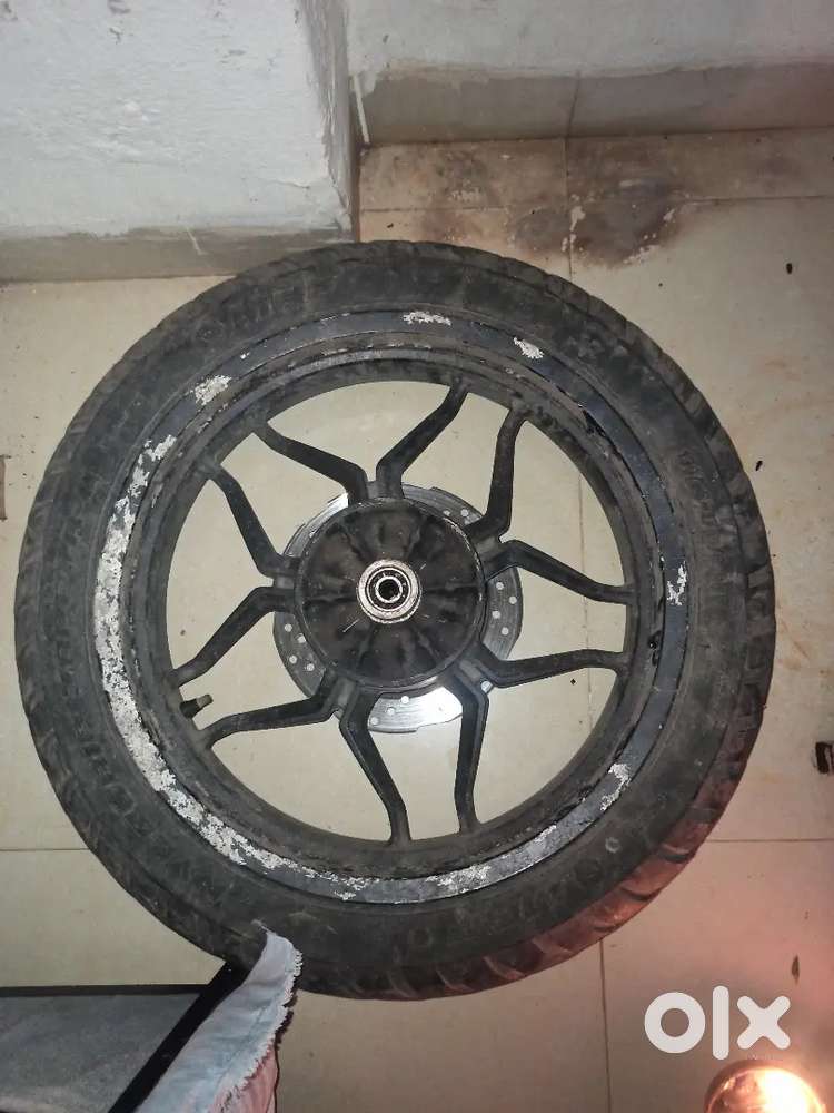 NS200 REAR WHEEL
