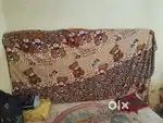 Double bed  gadi