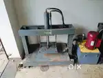 Paper plate machine