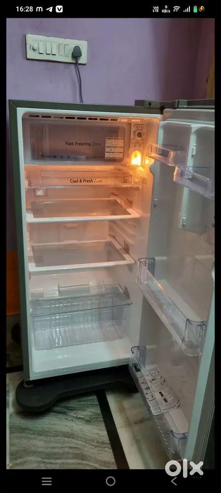 फ्रिज  L. G का