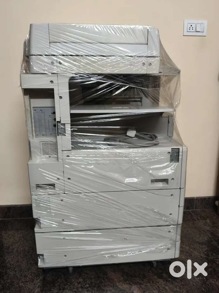 XEROX MACHINE
