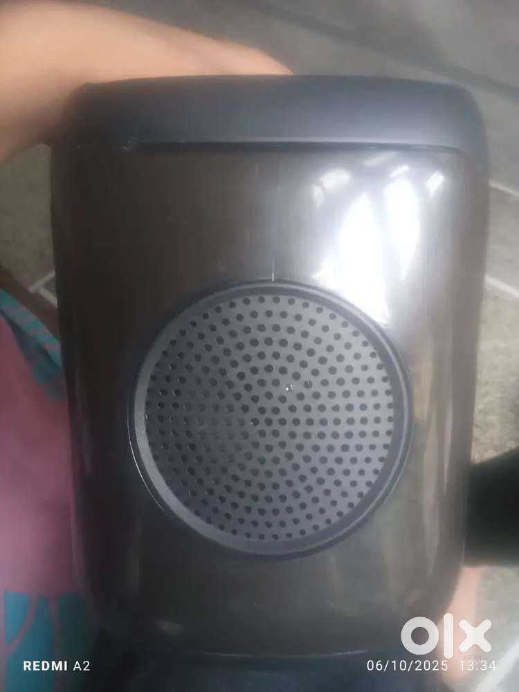 Speaker  front tech