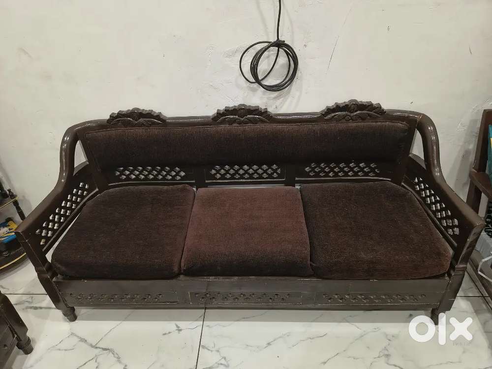 Sofa set 5 seater