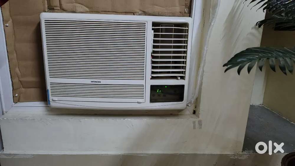 Hitachi AC