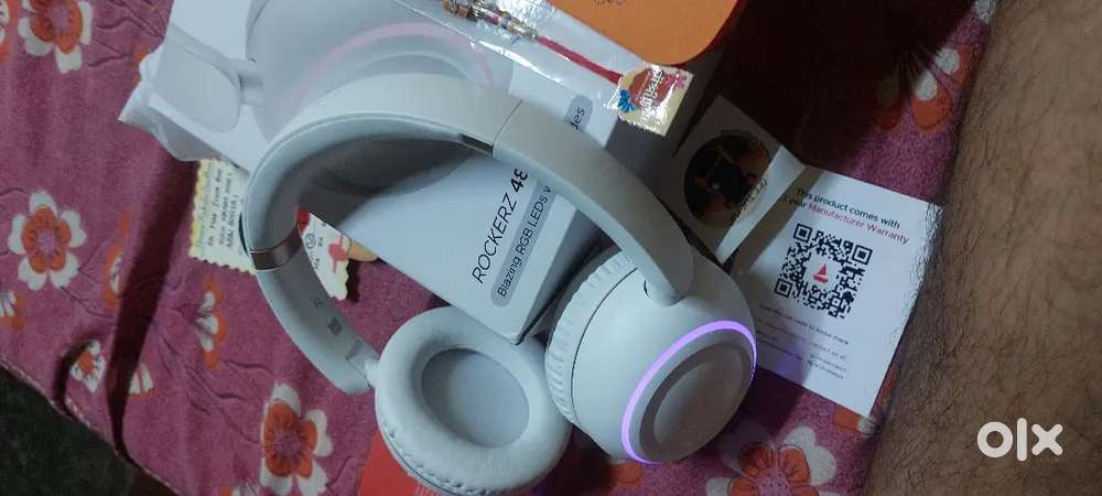 Boat over ear rgb headset