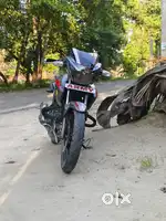 38 Mileage deta hai Aur bike me koi tarah ka Dikkat nhi hai