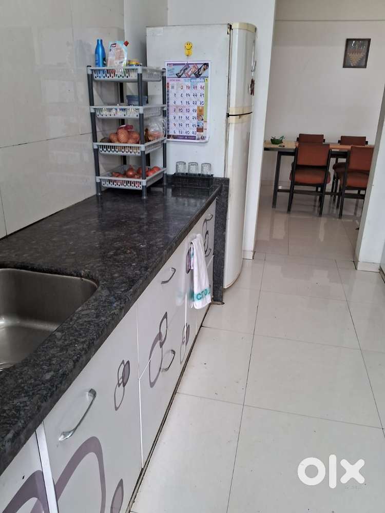 3bhk semi furnished flat available for rent at Nayantara Gold for 21k.