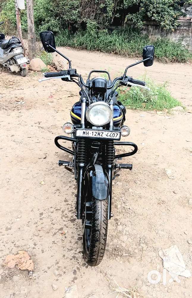 BAJAJ   AVENGER   150  C C . AVERAGE GOOD