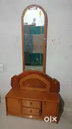 Dressing table set