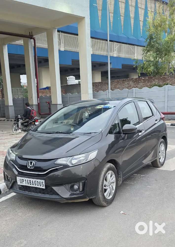 Honda Jazz Vx Diesel, Top variant, Mint Condition, Mileage 20-25 Km/L