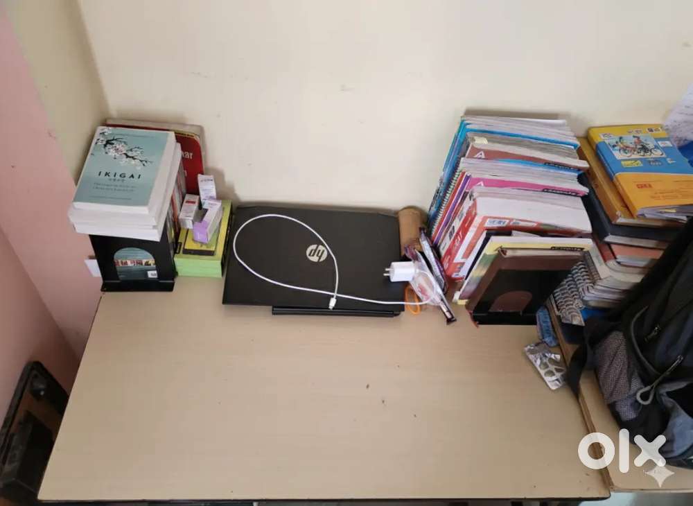 Computer table for sell