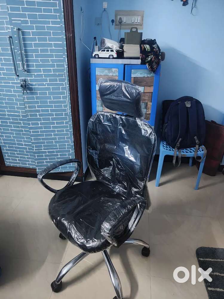 Office rolling chair