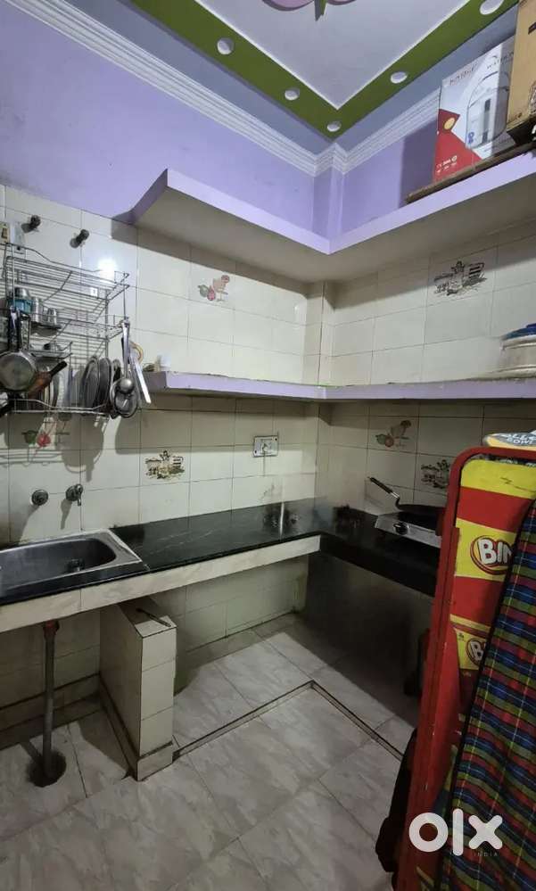 Bachelors allowed .. Job people preferred. Maximum 2 people allowed