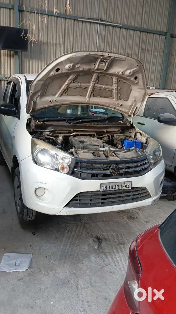 Car mechanic work