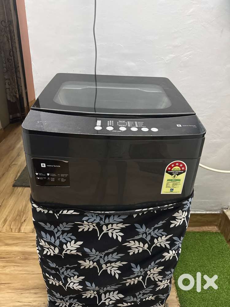 Realme 7.5 kg fully automatic washing machine.