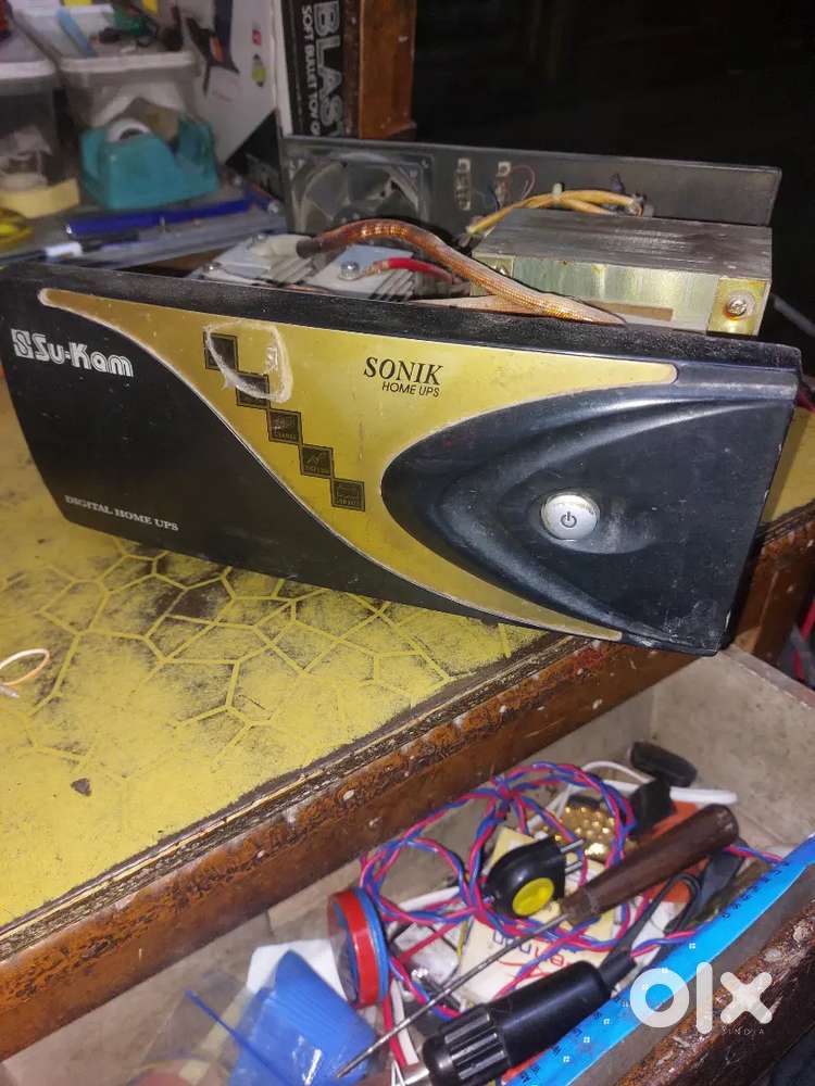 Su-Kam Inverter Pure Sine Wave 600- VA 12 Volte me hai