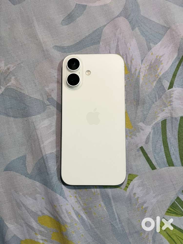 I phone 16  128 GB ( White )