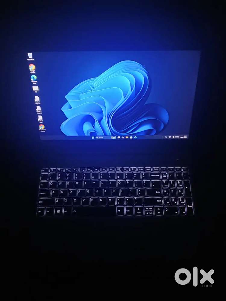 Show room condition lenovo i5 laptop with lighting keyboard