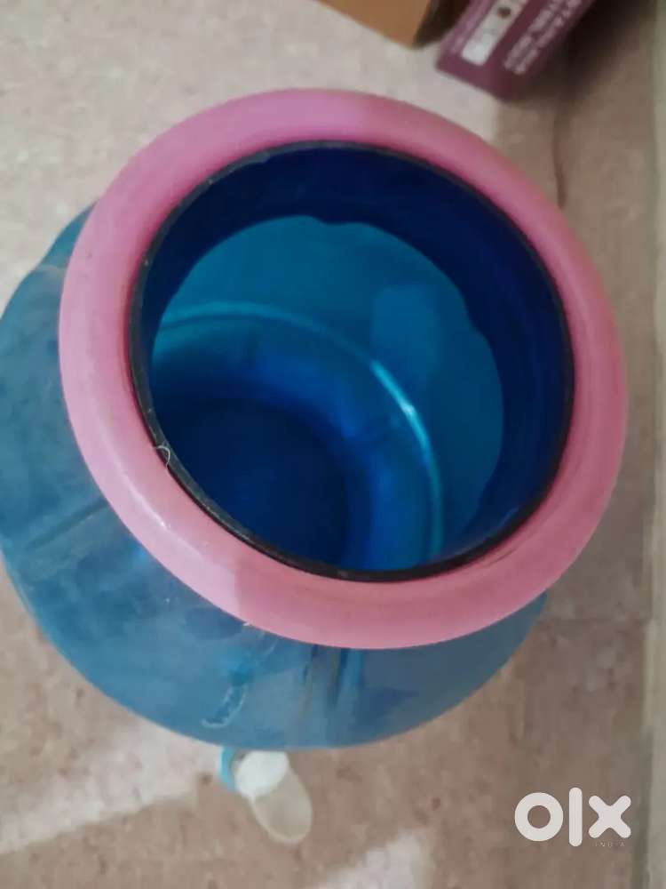 Water dispenser jar and bottle