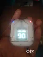 Bluetooth headphones buts