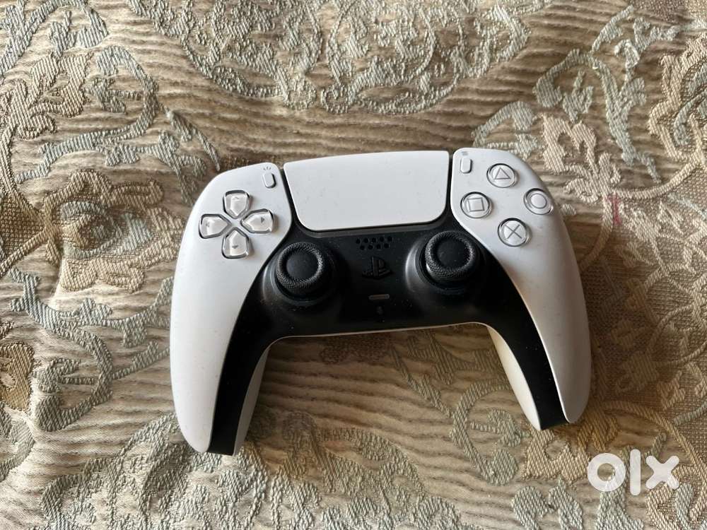 PS5 Controller While for Sale