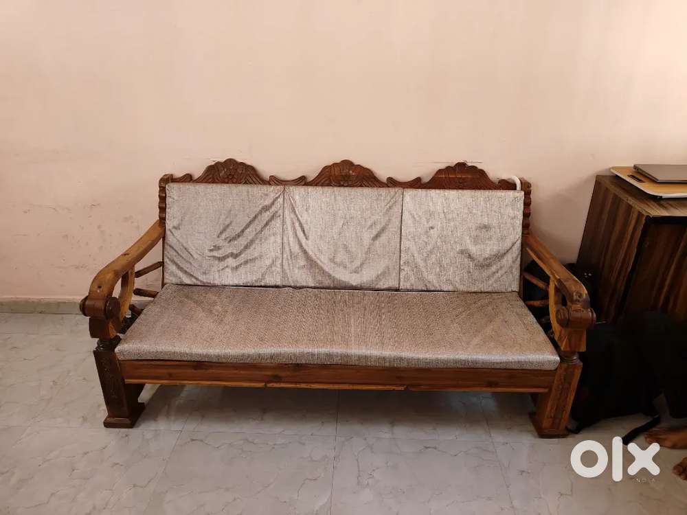Wooden saag original Sofa