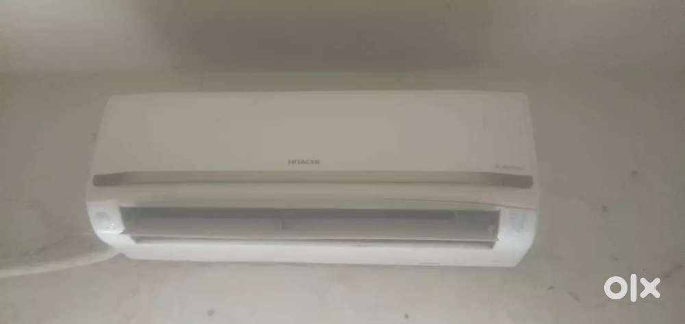 Hitachi 1 ton dc inverter AC