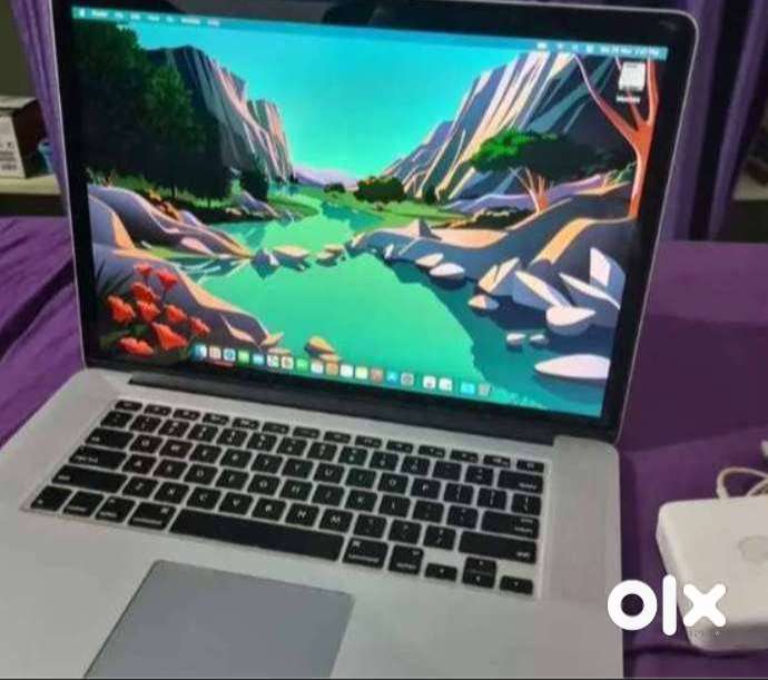 MacBook Pro Retina 2015 with music apps