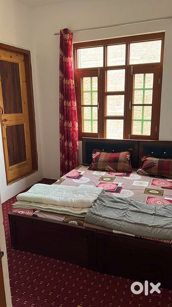 Rooms available Rajbagh