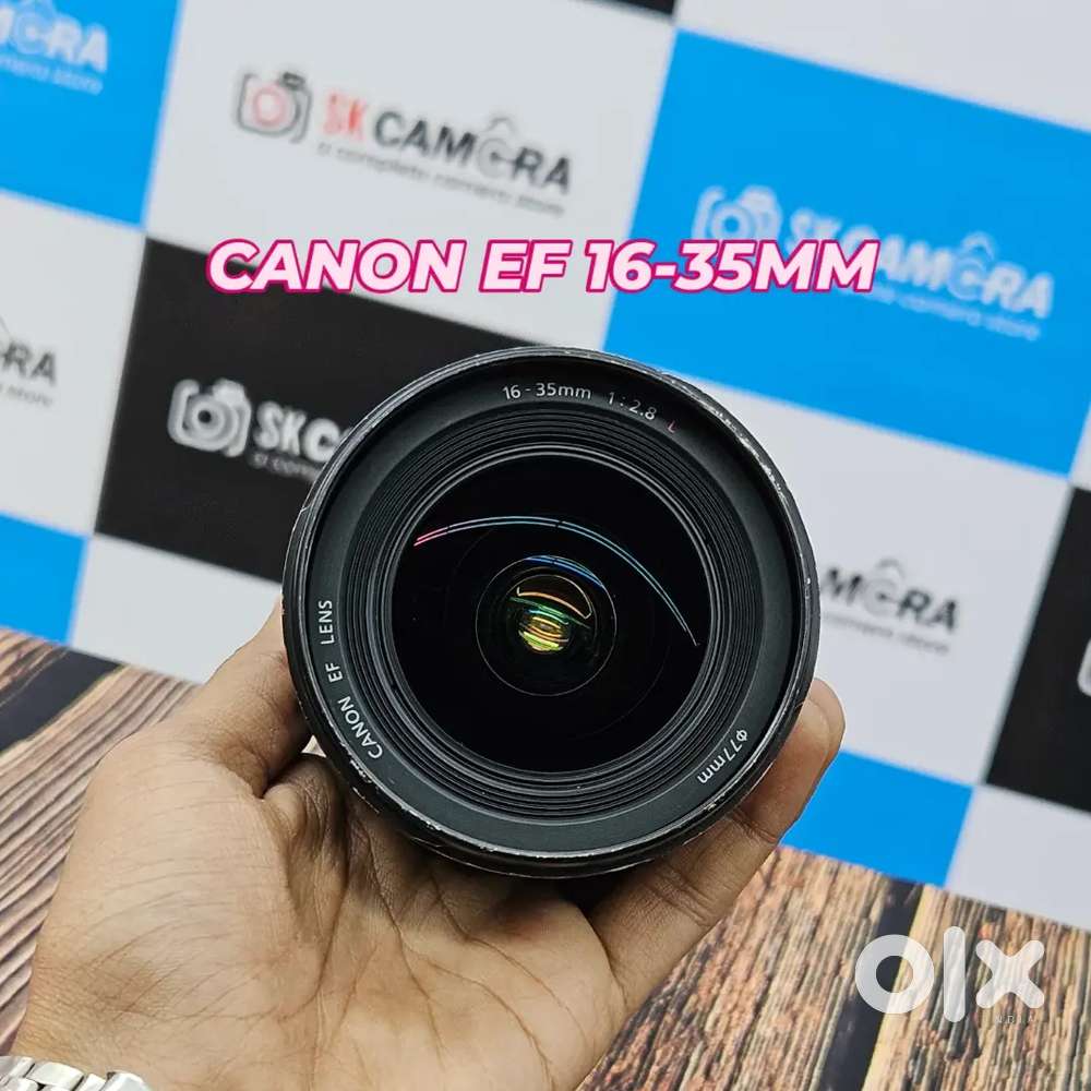 Canon EF 16–35mm f/2.8L Ultra Wide Zoom Lens  SK70