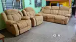 Royal Oak 3+1 +1 Motorised Electric RECLINER Sofa Set Good condition