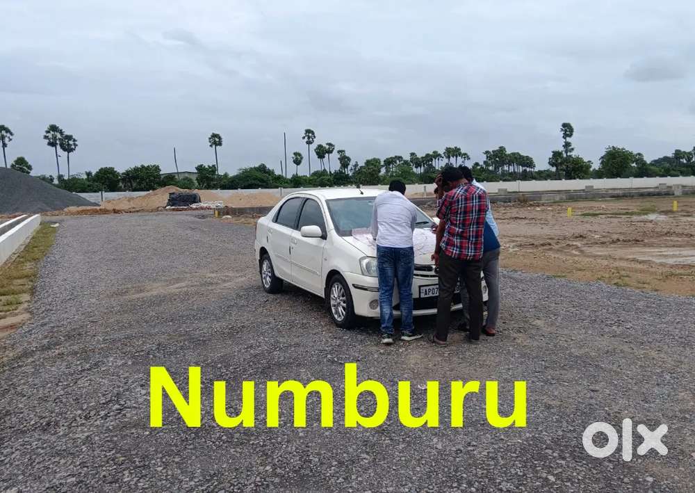 సిమెంట్ రోడ్లతో నంబూరులో crda గేటెడ్ కమ్యూనిటీ ఓపెన్ ప్లాట్స్