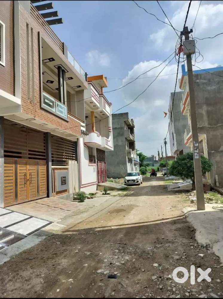 Plot is available in jhalwa Prayagraj