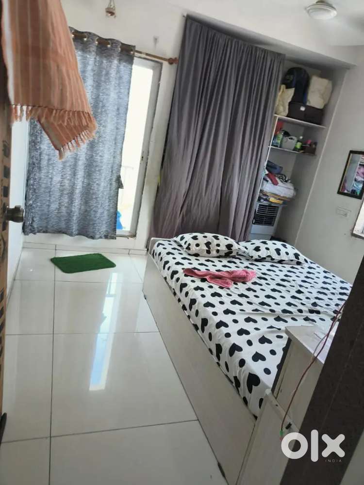 1 bhk flat ready to move