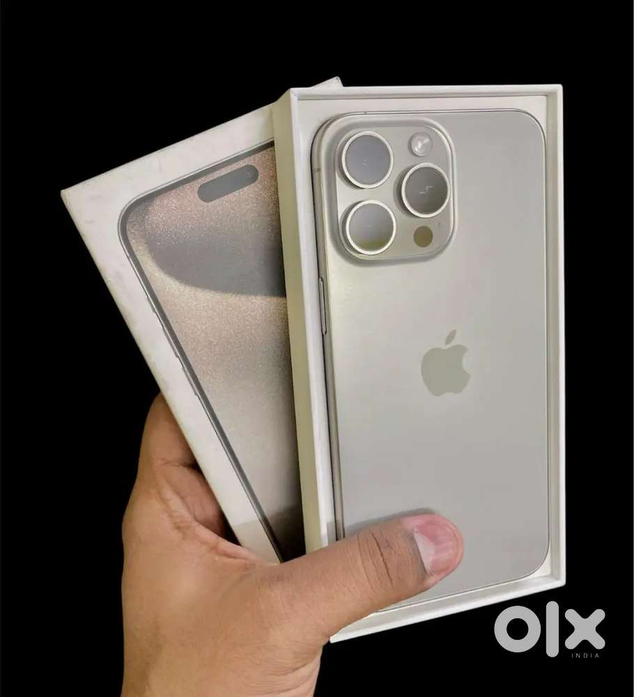 Apple Iphone 15 pro max natural titanium 256gb 96% battery health