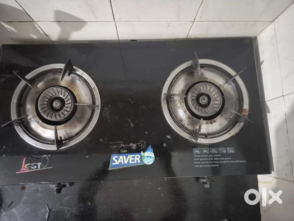 Gas stove with glass top and 2 burners