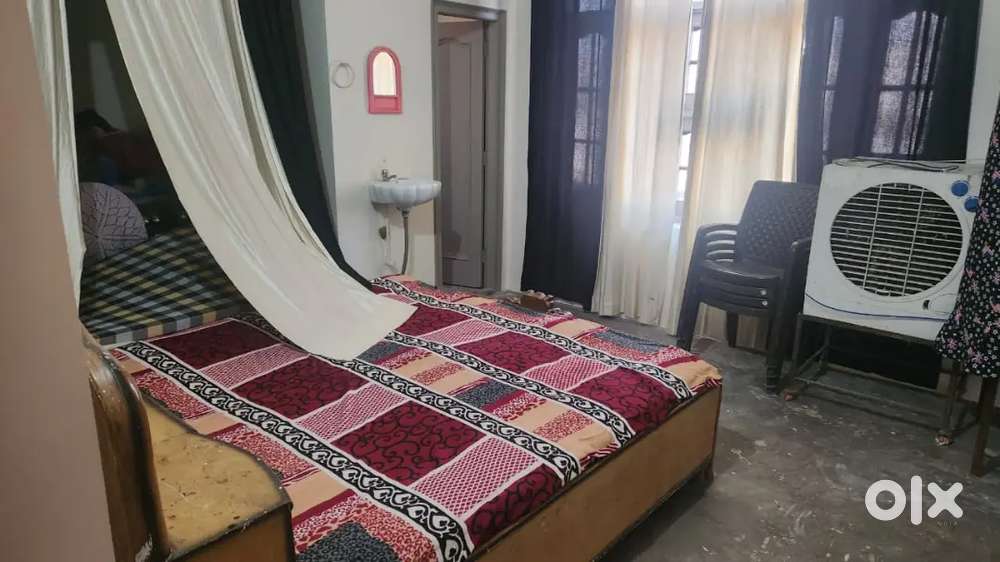 House for rent first floor