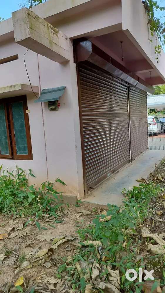 Godown  space/ Shop space 3 rooms(₹7000 for each room)