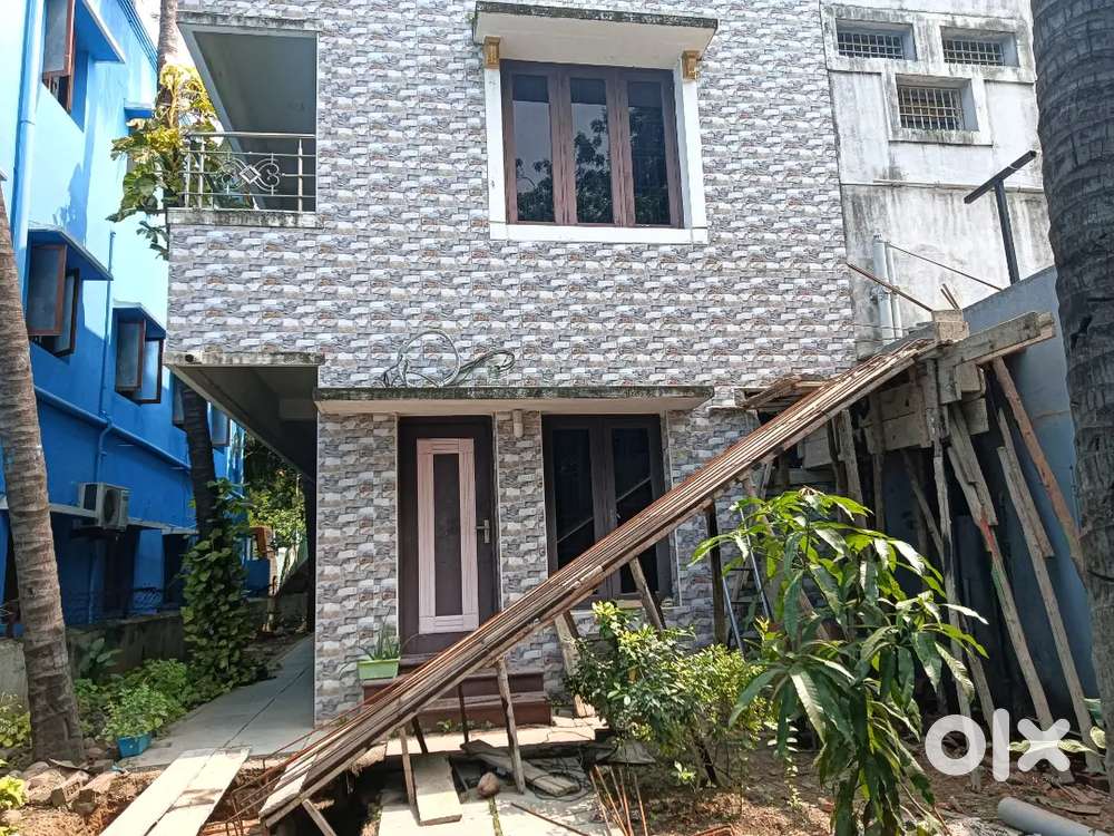 Space preferably for preschool or office