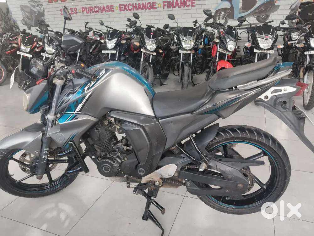 YAMAHA FZS MODEL 2017