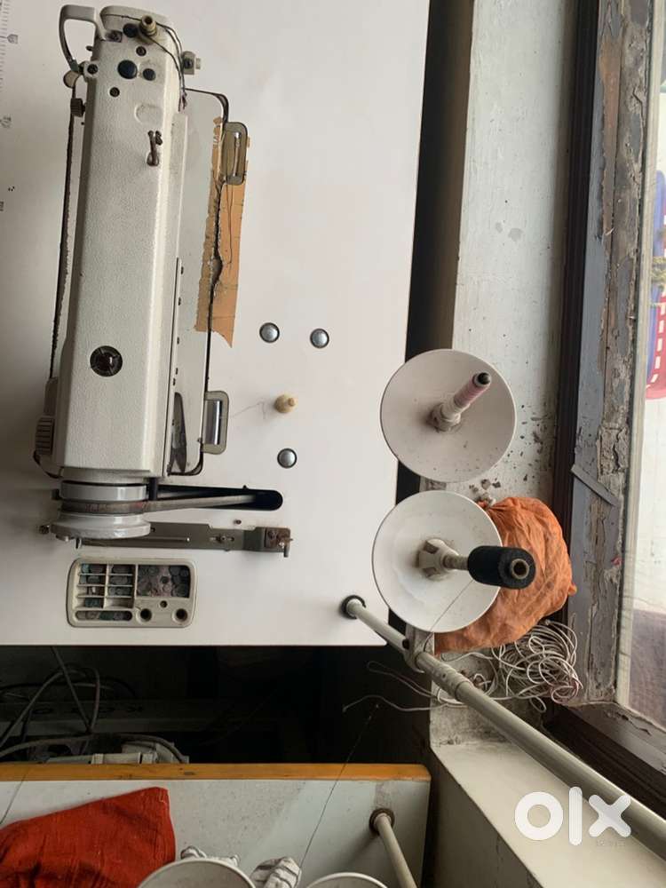 Sewing machine for sale