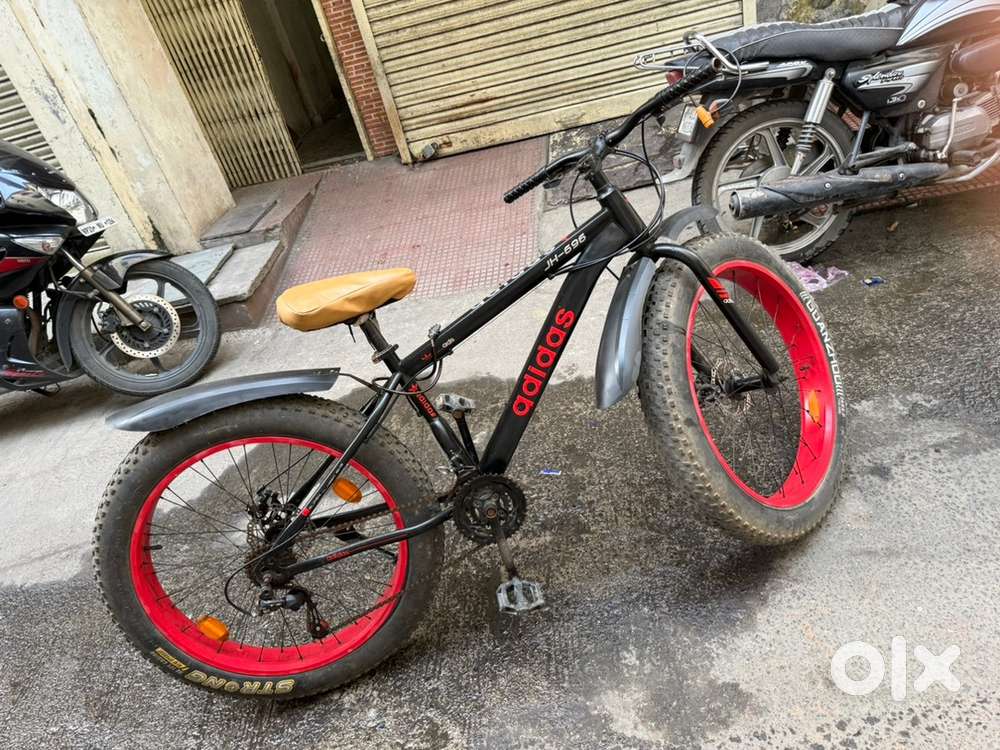 I want to sell my bicycle on urgent basis. Model Adidas JH-696