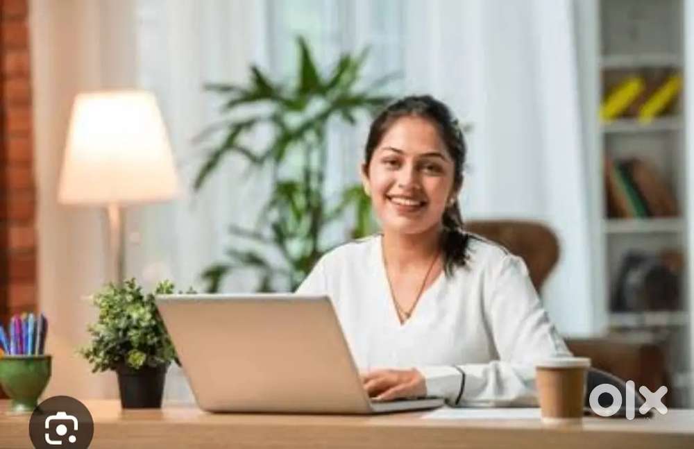 FEMALE ACCOUNTANT AND FRONT OFFICE