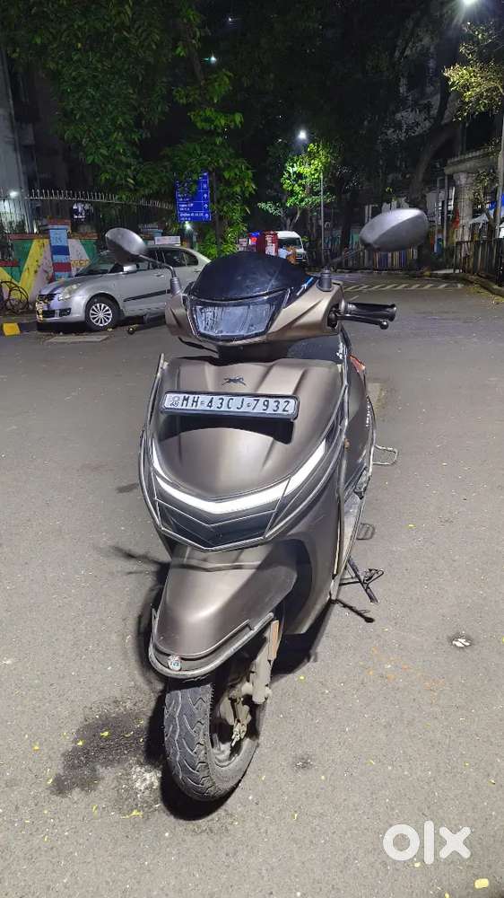 This sctooty super excellent condition only 1.year drive only 6000.km