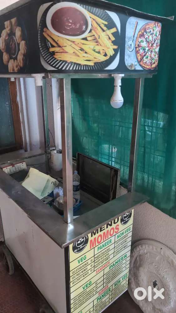 Momos counter