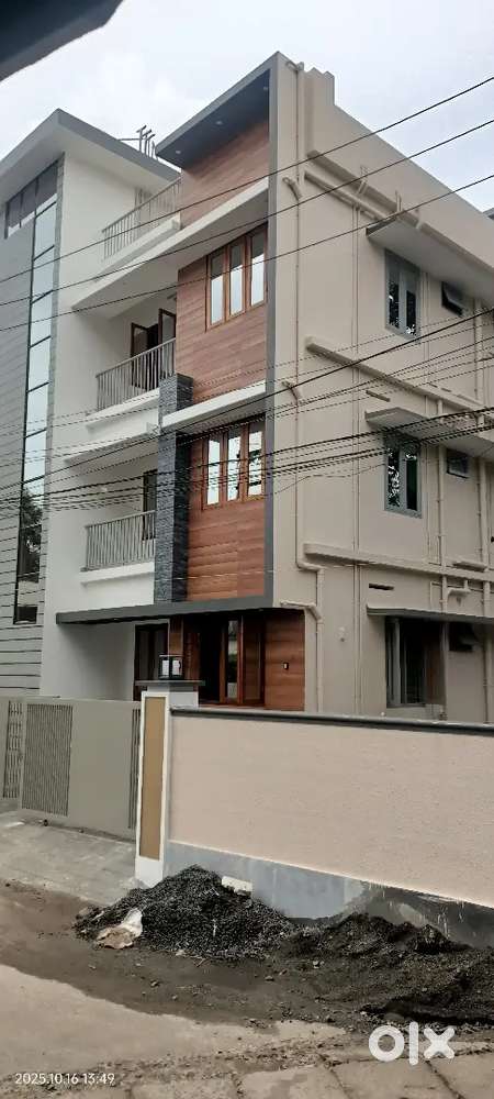 1BHK SECOND FLOOR HOUSE KAKKANAD NGO QUARTERS