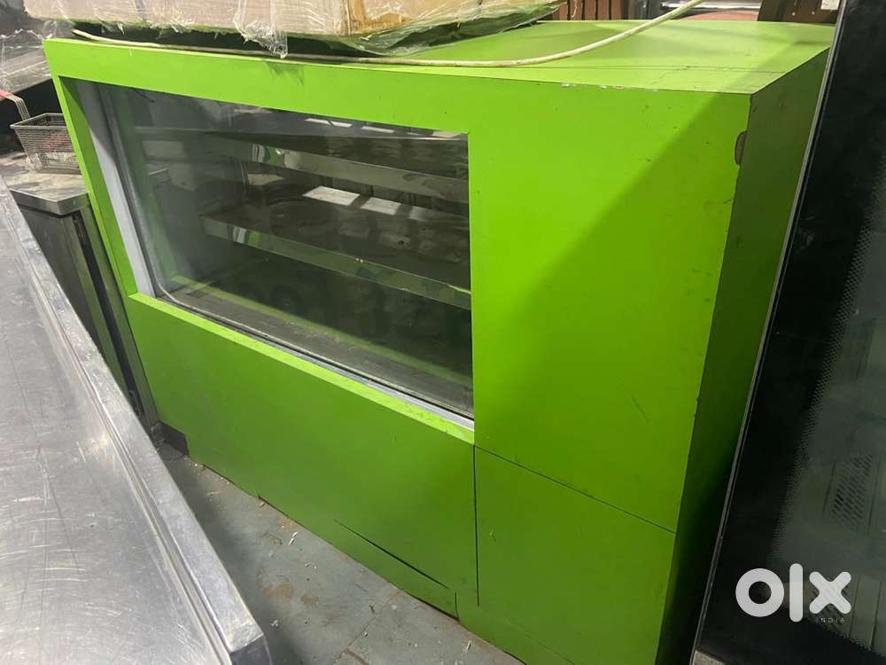 Display counter fridge 4ft with counter rack