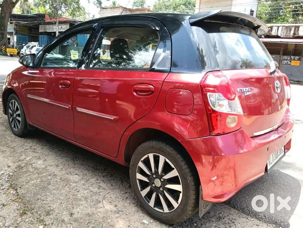Toyota Etios Liva 2017 Petrol.dual tone .49000 Km Driven.