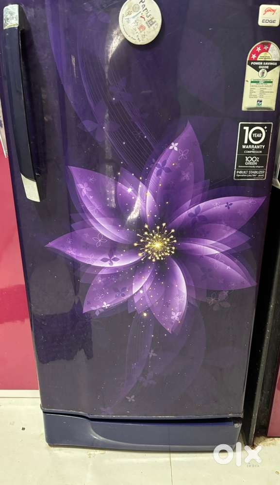 Fridge in good condition with 190 lt storage