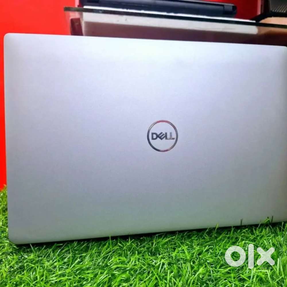 Dell 7450 laptop